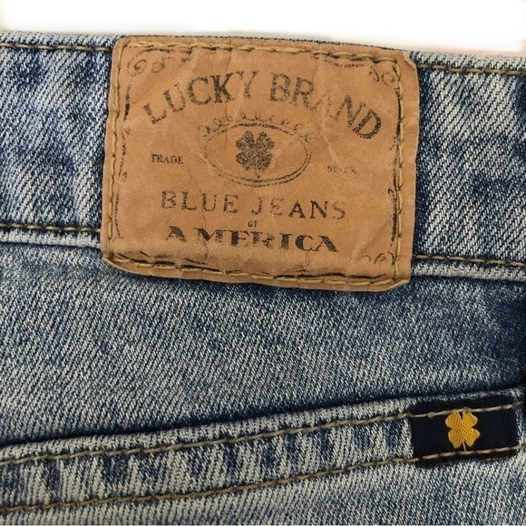 Lucky Brand Sweet Straight Distressed Jean 6/28R - Picture 13 of 16